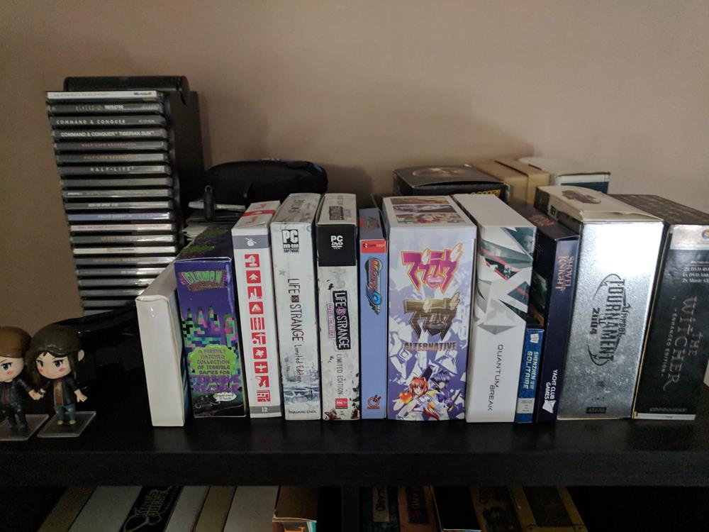PC game boxes, jewel cases